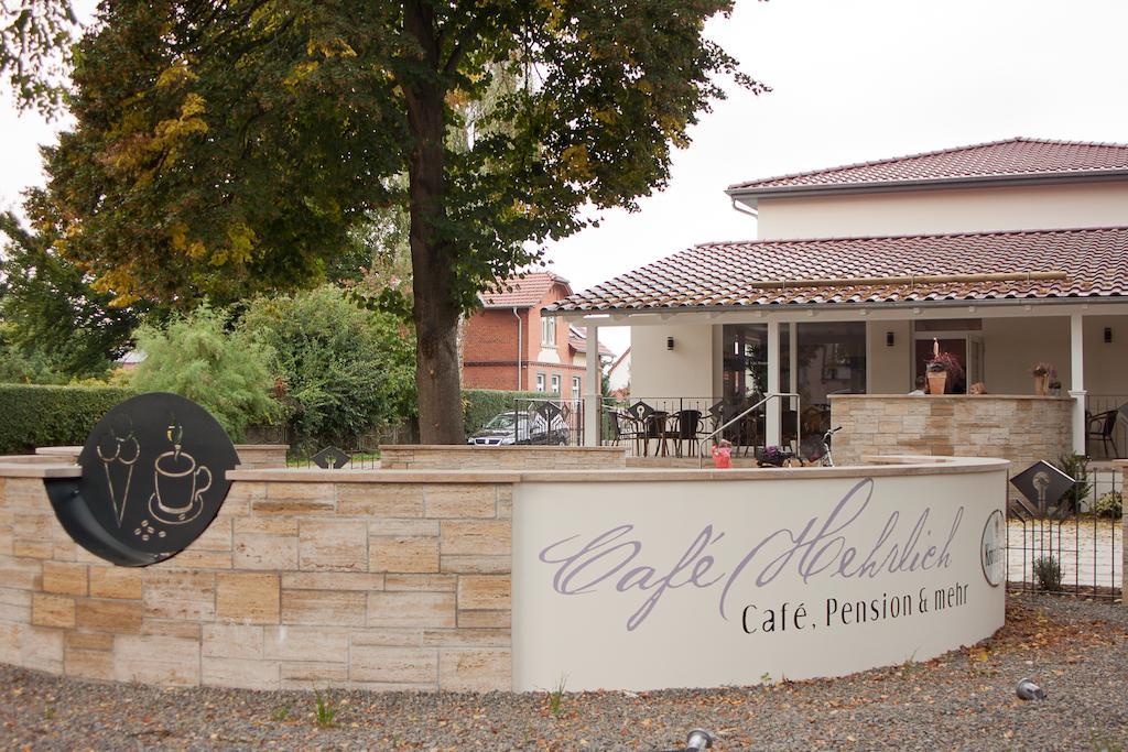 Cafe Hehrlich - Cafe, Pension&mehr Bad Tennstedt Exterior foto